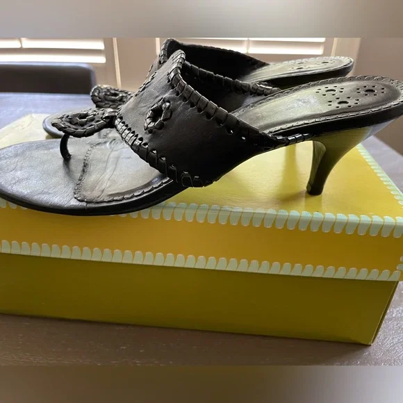 Jack Rogers Maggie Kitten Heel Sandal, black, size 9 - Picture 6 of 7